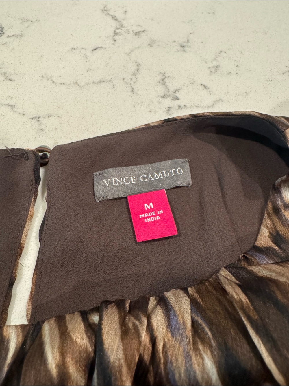 Vince Camuto Brown Animal Print Sleeveless Blouse Blue Accents. Double Lined - Picture 3 of 5